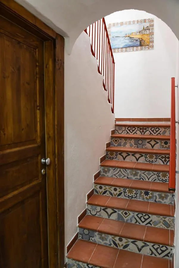 Old Town Studio Flat Apartment Alghero Italy