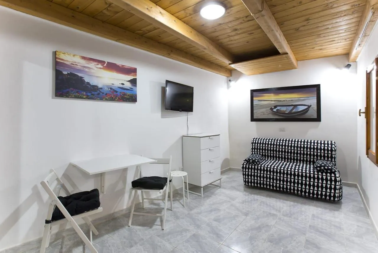 Old Town Studio Flat Apartment Alghero