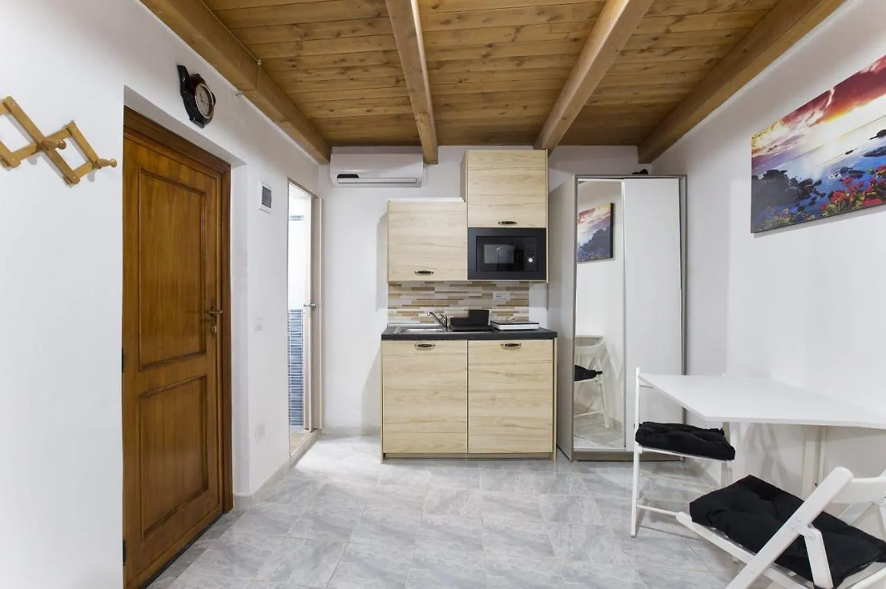 Old Town Studio Flat Apartment Alghero