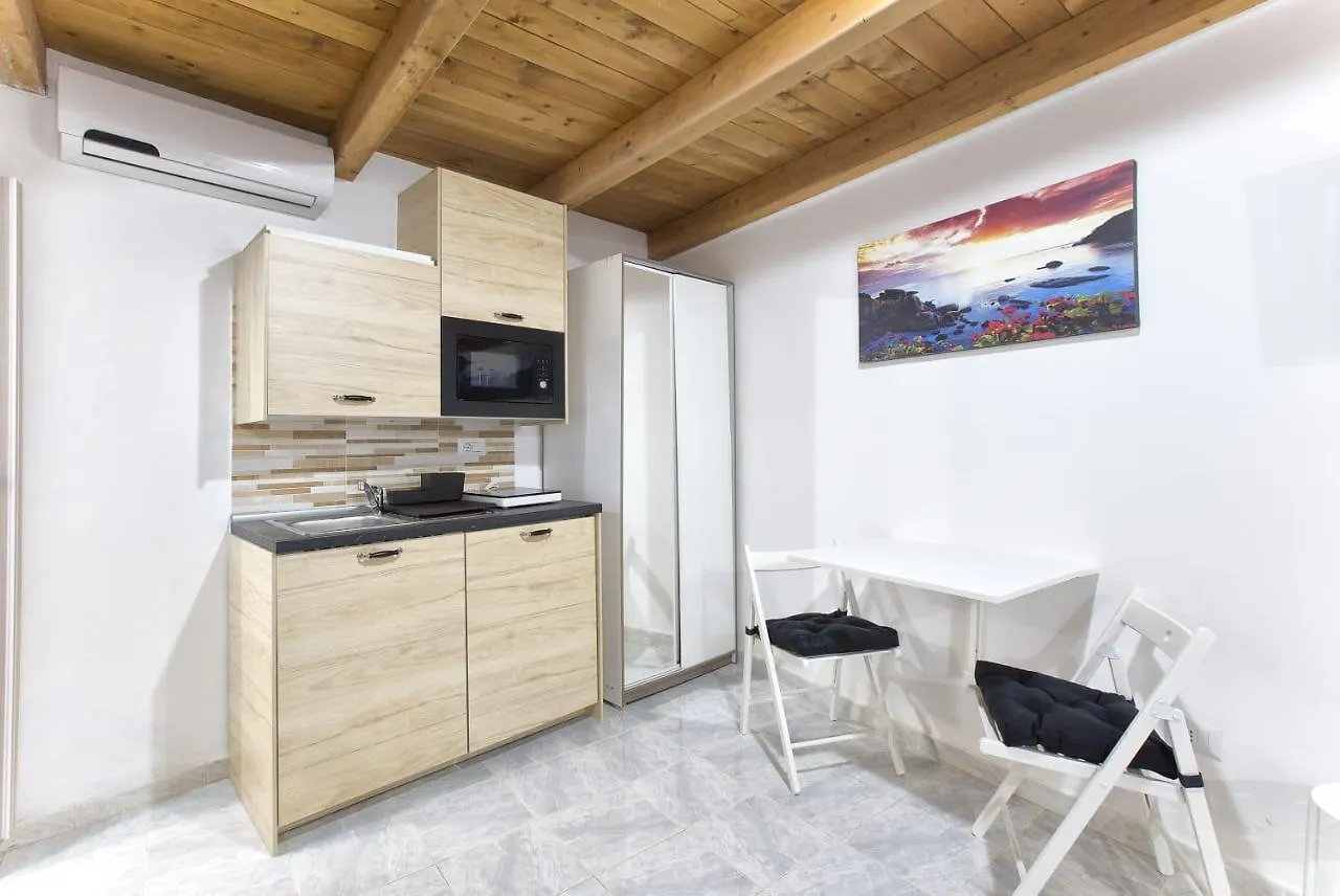 Apartmán Old Town Studio Flat Alghero 0*,